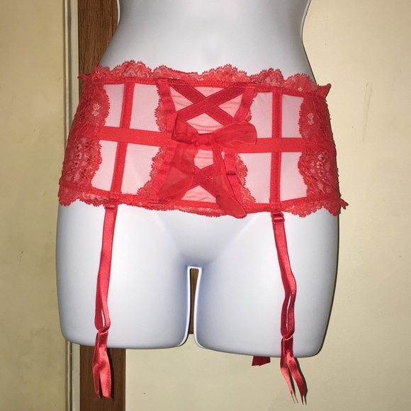 Victoria Secret garter belt - Picture 2 of 7